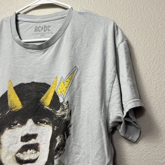 Urban Outfitters AC/DC Highway to Hell T-Shirt - Picture 6 of 13